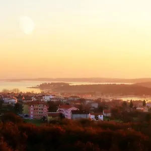 https://apartments-regi-medulin.pula-hotels.org